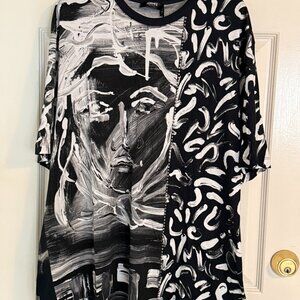 AUTHENTIC MENS VERSACE STUDDED ABSTRACT MEDUSA T-SHIRT MEDUIM LOOSE FIT